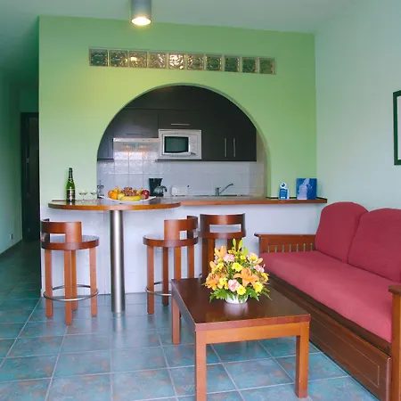 Hotel Relaxia Lanzaplaya 3*