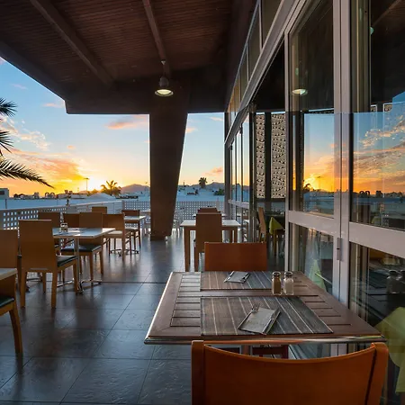 Relaxia Lanzaplaya Hotel