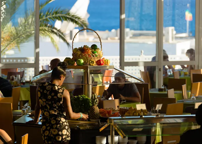 Hotel Relaxia Lanzaplaya 3*